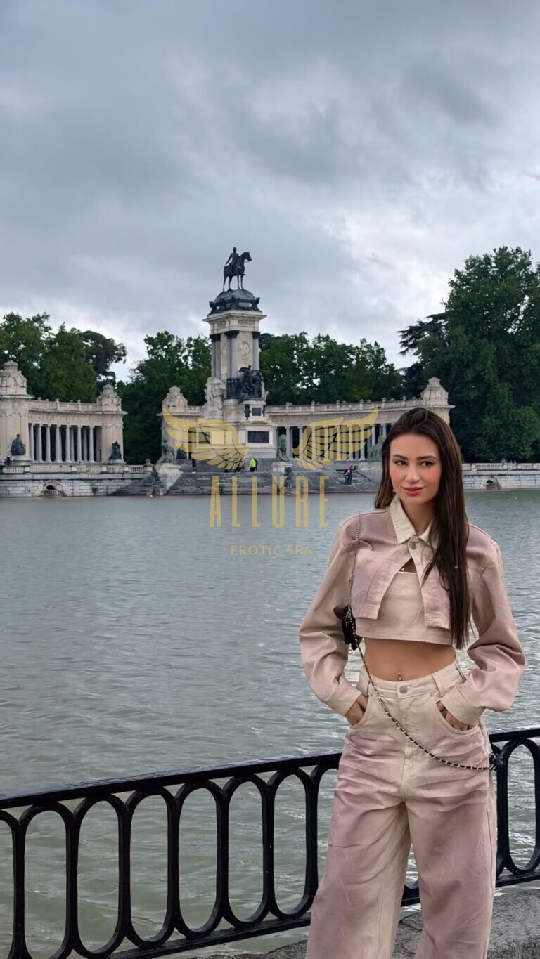Anny - massagista de massagem de casal no Porto | Allure SPA
